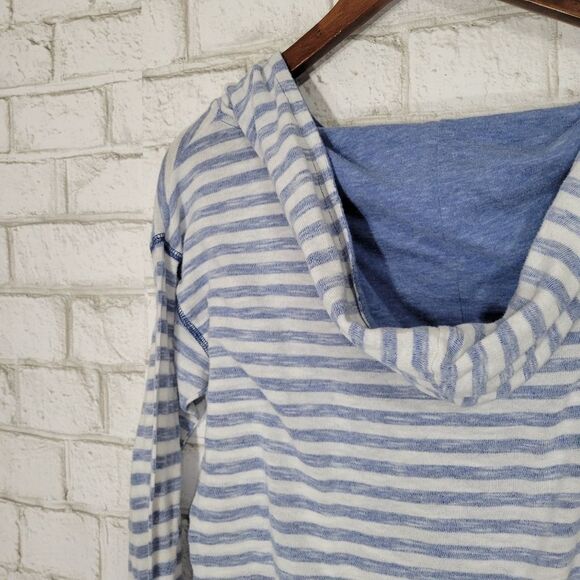 Mossimo Supply Co stripe hooded top - Picture 12 of 12